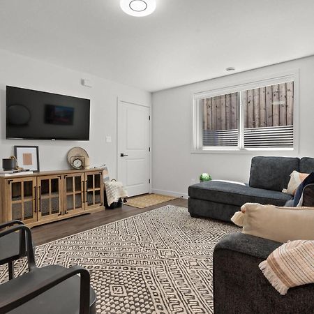 Livingston Way I Sleep 6 I Netflix I Kitchen I Tv Vila Pincher Creek Exterior foto